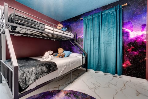 Groot Galaxy Bunk Room (Shared Bath)