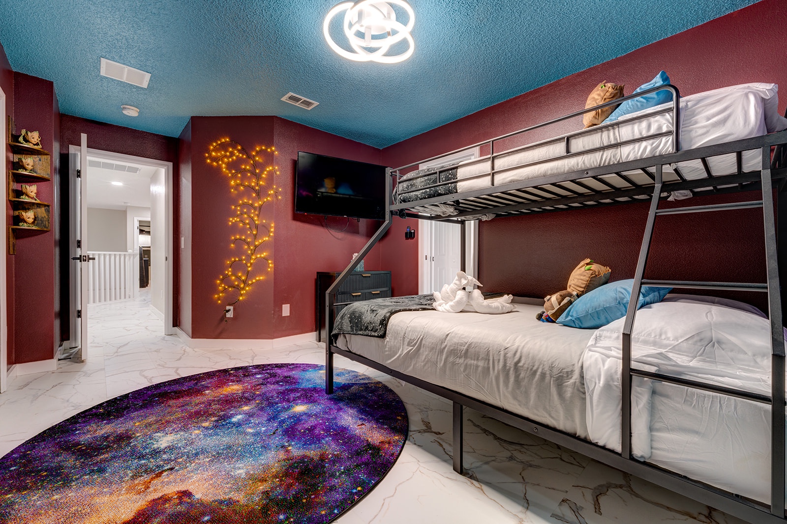 groot-galaxy-bunk-room-shared-bath/