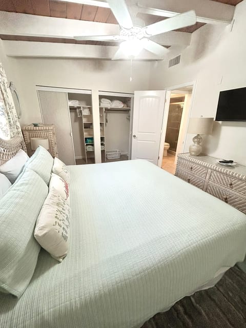 Casa Mar - Unit 17 1 Bedroom 1 Bath