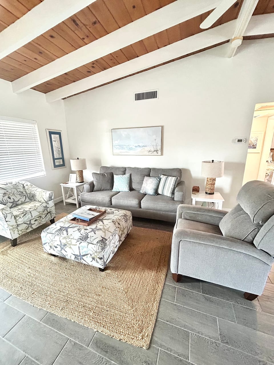 Casa Mar - Unit 31 ; 2 Bedroom 1.5 Bath Pool Side - Siesta Key