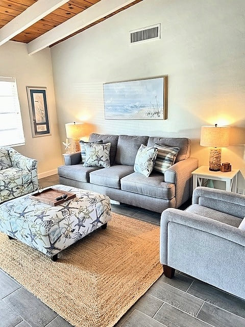 Casa Mar - Unit 31 ; 2 Bedroom 1.5 Bath Pool Side