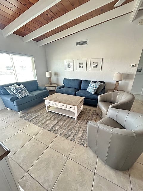 Casa Mar - Unit 33 ; 2 Bedroom 1.5 Bath Pool View