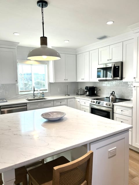Casa Mar - Unit 41 ; 2 Bedroom 2 Bath Beach Front