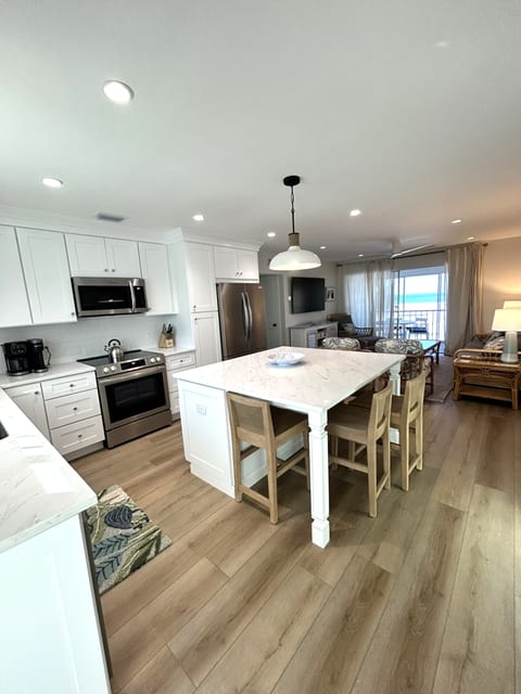 Casa Mar - Unit 41 ; 2 Bedroom 2 Bath Beach Front