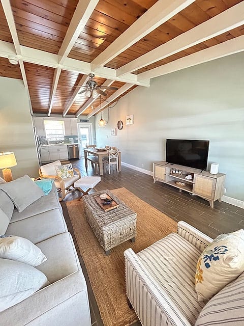 Casa Mar - Unit 45 ; 2 Bedroom 1.5 Bath Pool View