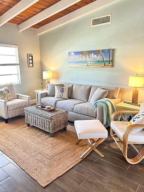 Casa Mar - Unit 45 ; 2 Bedroom 1.5 Bath Pool View