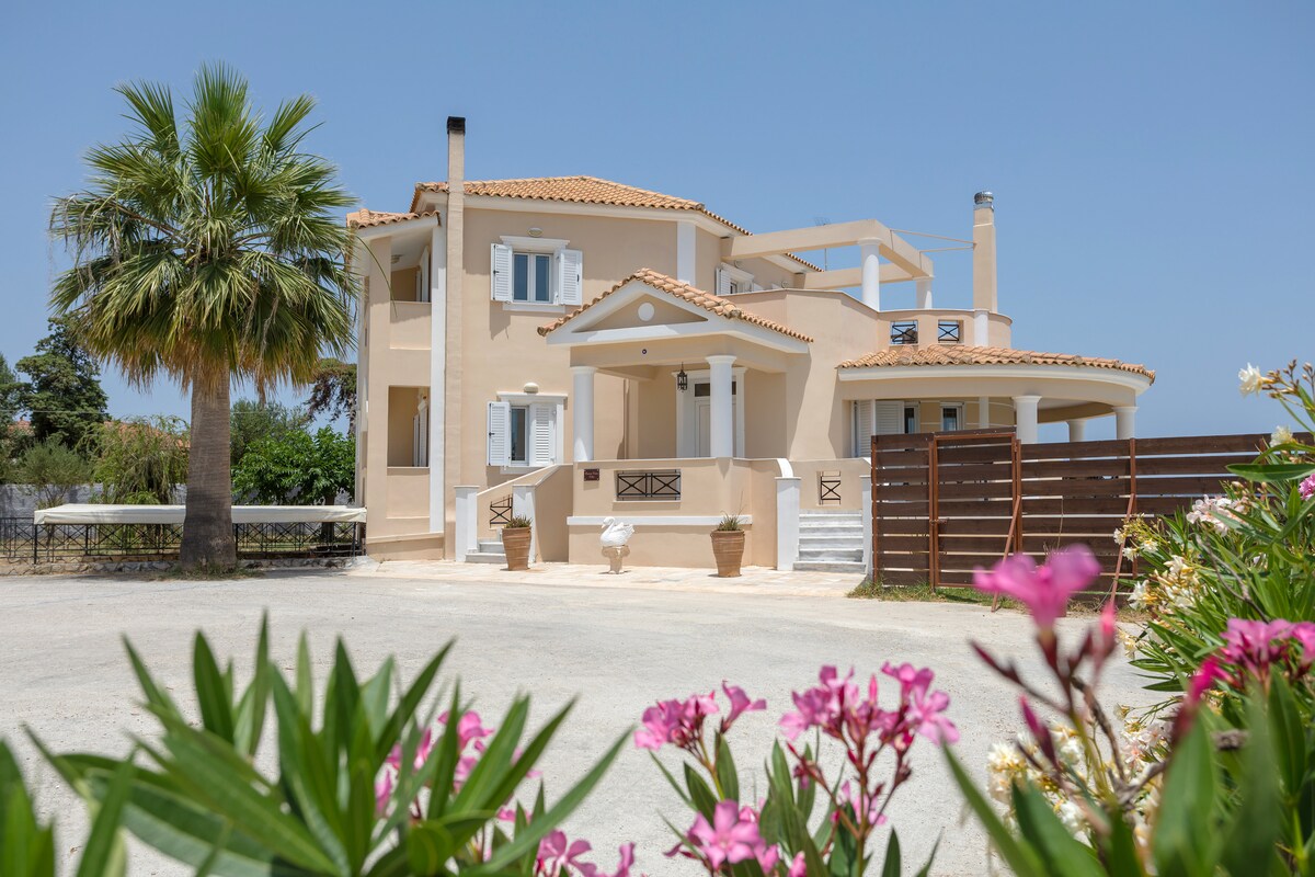 buena-vista-villa-5-bedrooms-with-private-pool/