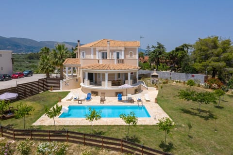Buena Vista Villa -5 bedrooms, private pool, views image 5