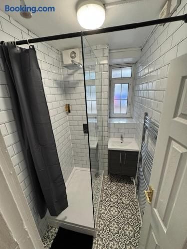 Central London Apartment, Zone 1