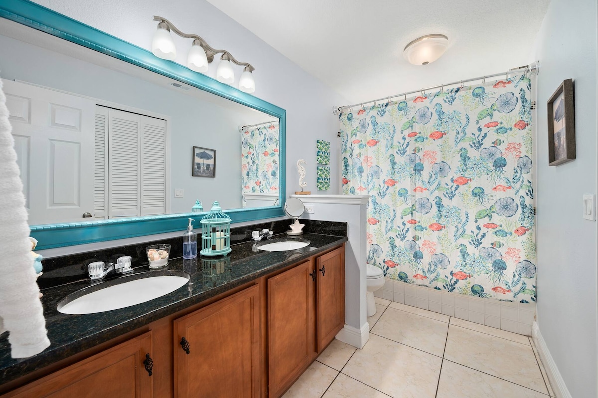 Retreat near Disney, Universal-Pool-Pet Friendly! image 19