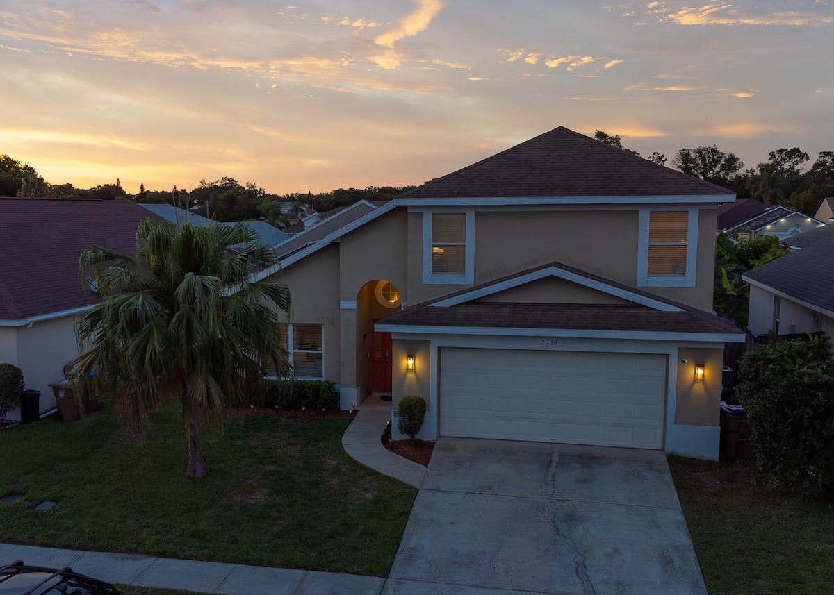 Retreat near Disney, Universal-Pool-Pet Friendly! image 44