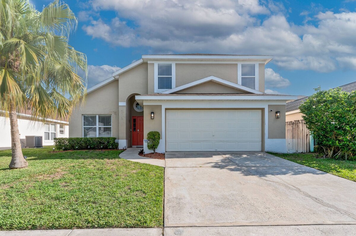 Retreat near Disney, Universal-Pool-Pet Friendly! image 12