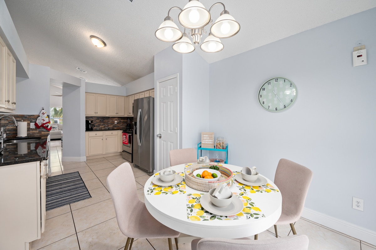 Retreat near Disney, Universal-Pool-Pet Friendly! image 61