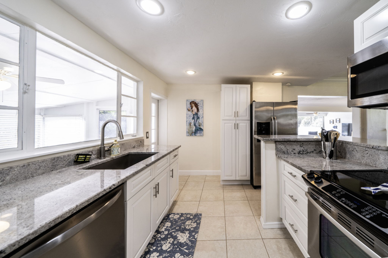 beautiful-2bd-home-with-river-views-and-amazing-sunsets/