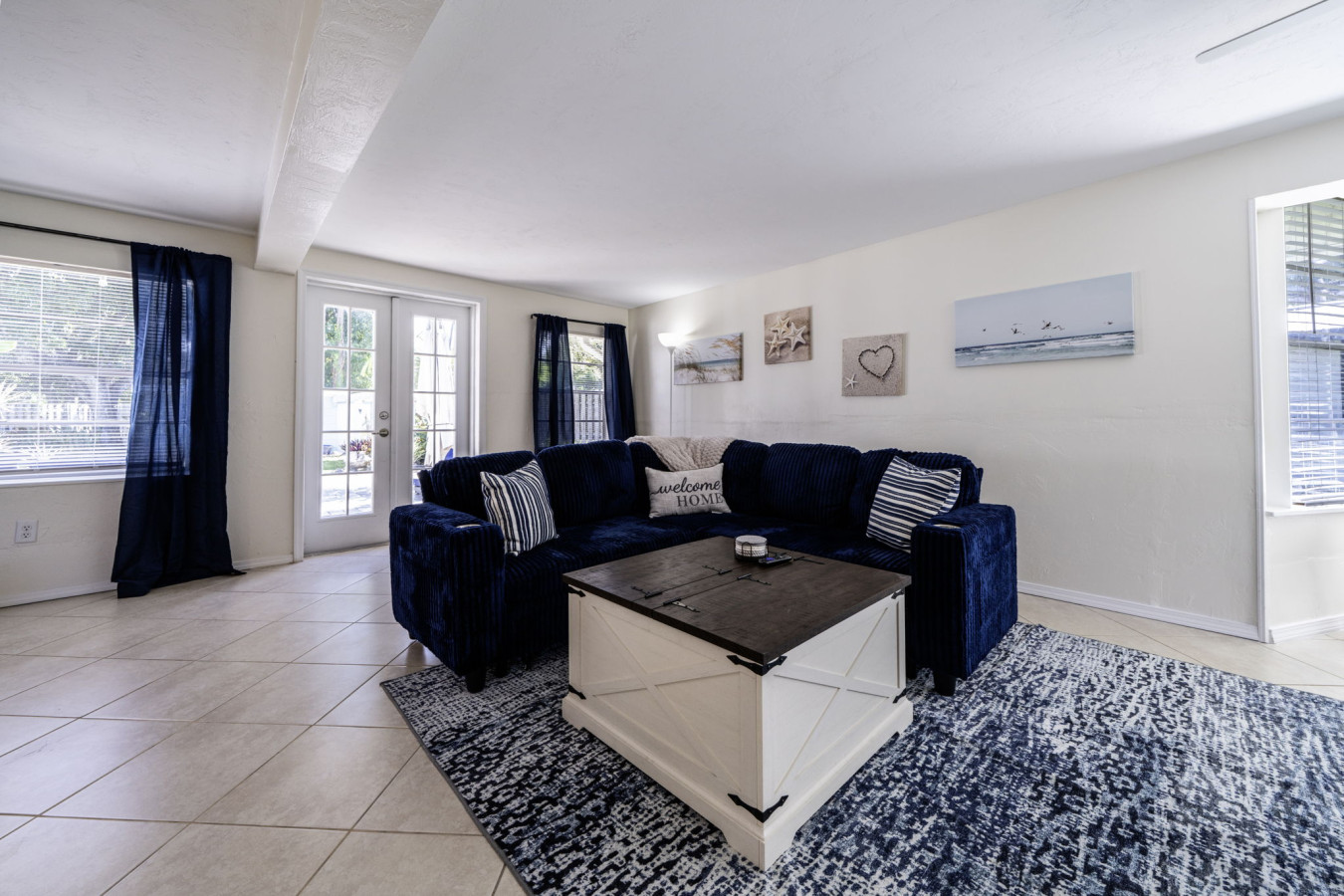 beautiful-2bd-home-with-river-views-and-amazing-sunsets/