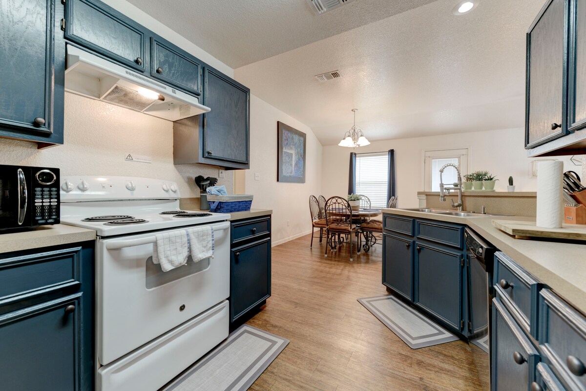 fully-furnished-3br2ba-townhome/