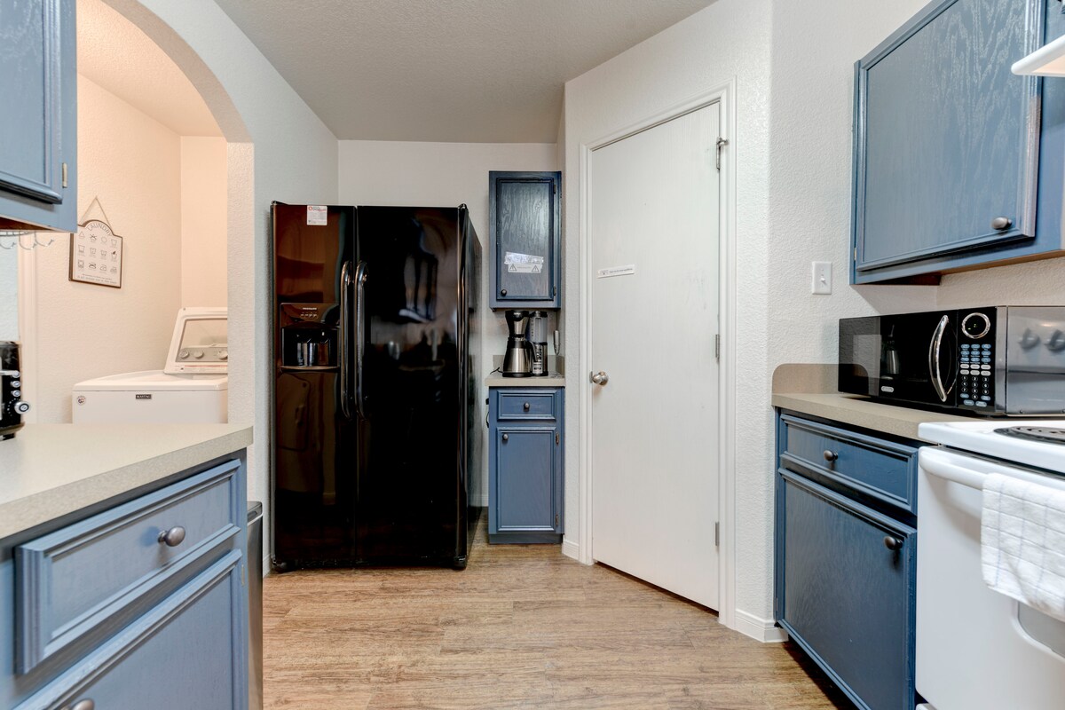 fully-furnished-3br2ba-townhome/