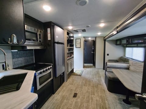 2020 Palamino Puma Camper 37.7 ft - Family Ready!