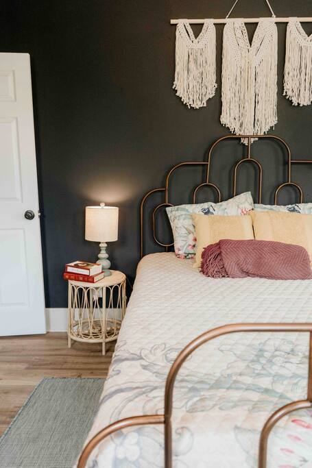 charlotte-n.c.-unique-and-beautiful-home/