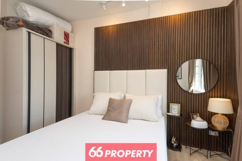 Beautiful 2BR Townhome Stay near Shopping