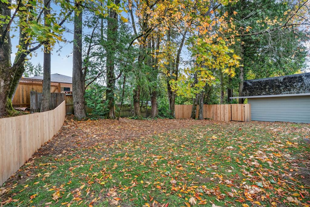 mid-century-hideaway-or-near-forest-park/