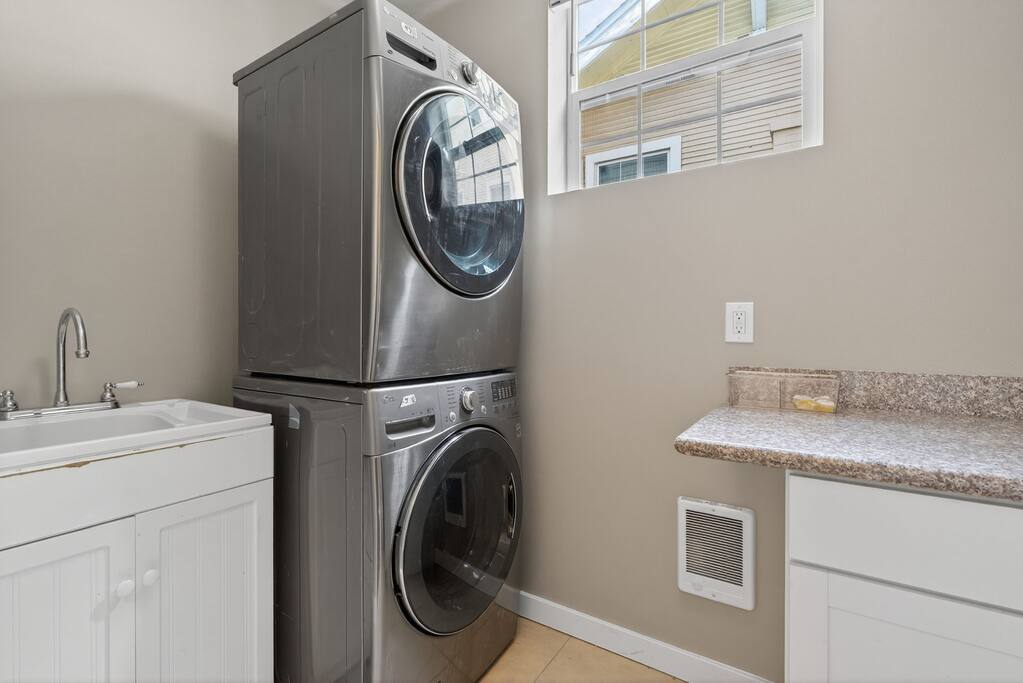 suburban-studio-or-near-golf-wineries-and-dining/