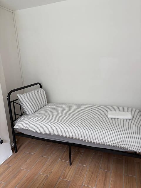 Central London Apartment, Zone 1