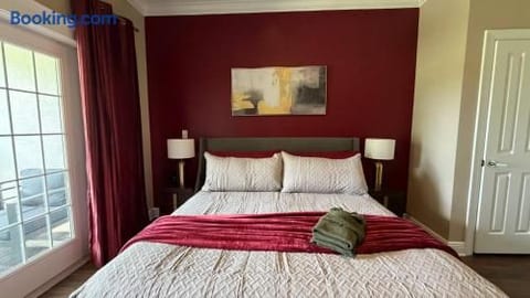 3 Bedroom Luxury Resort Condo 10 Min. From Disney! - Apartment