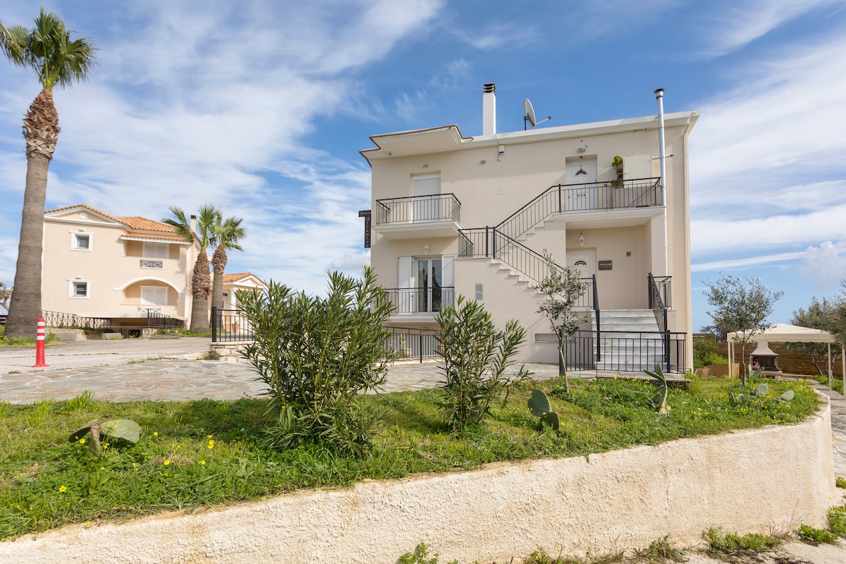 altamira-apartment-one-8-people-big-veranda/