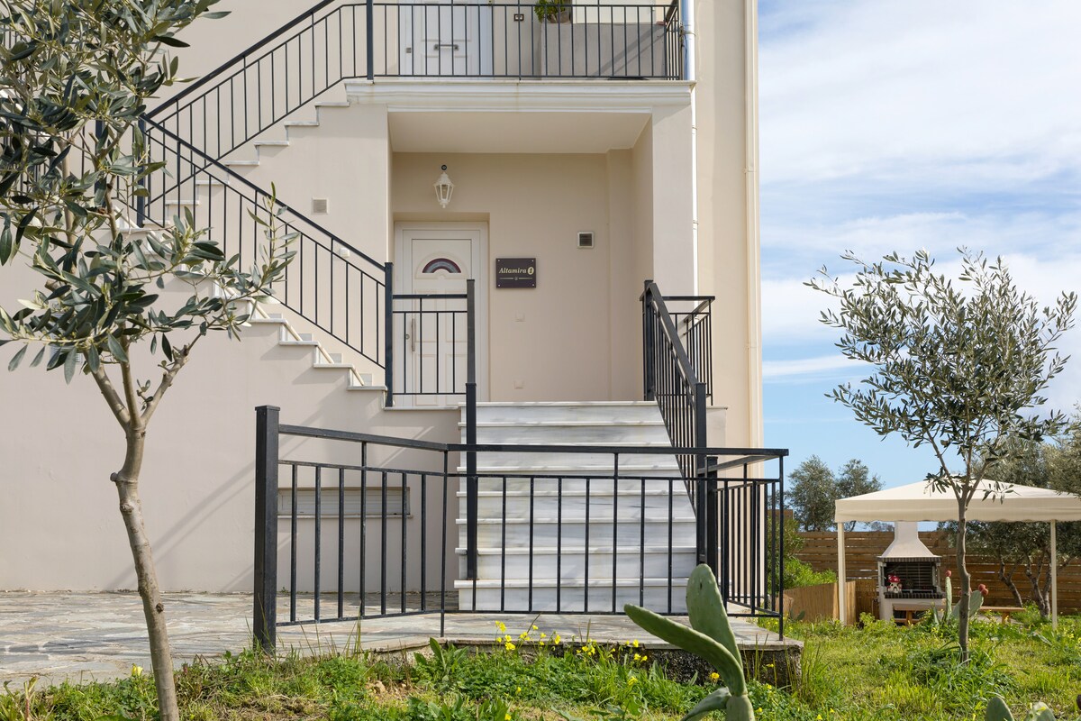 altamira-apartment-one-8-people-big-veranda/