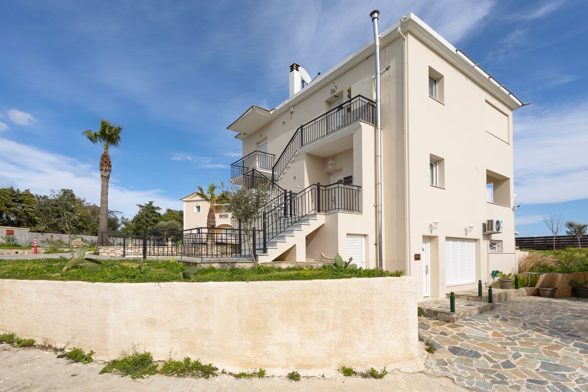 altamira-apartment-one-8-people-big-veranda/