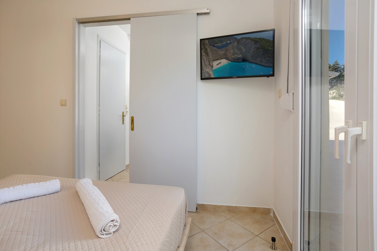 icabaru-holiday-house-for-5-people-near-laganas/