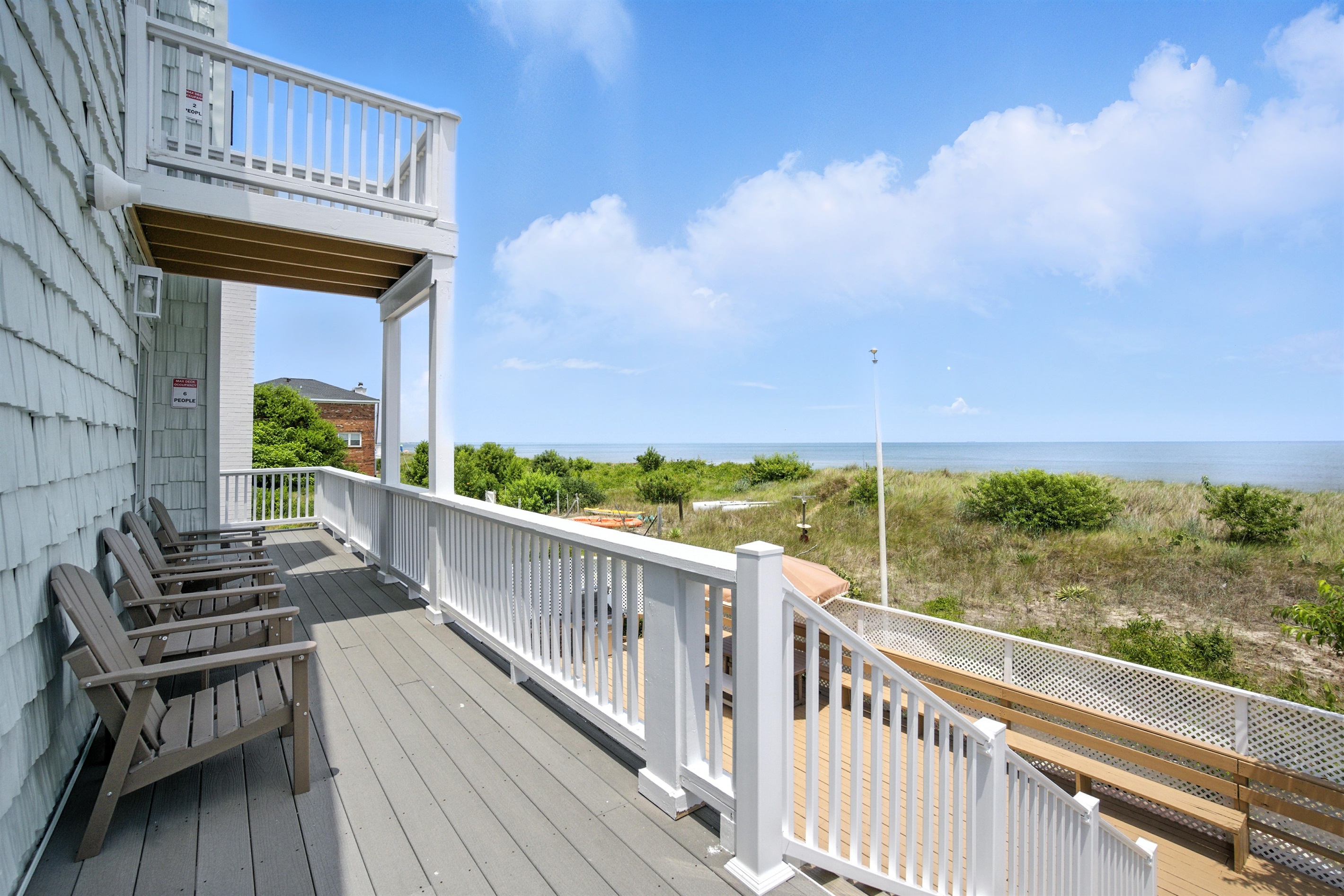 on-beach-3bd+loft:-saunaorhottuborbillardorfenceddeck/