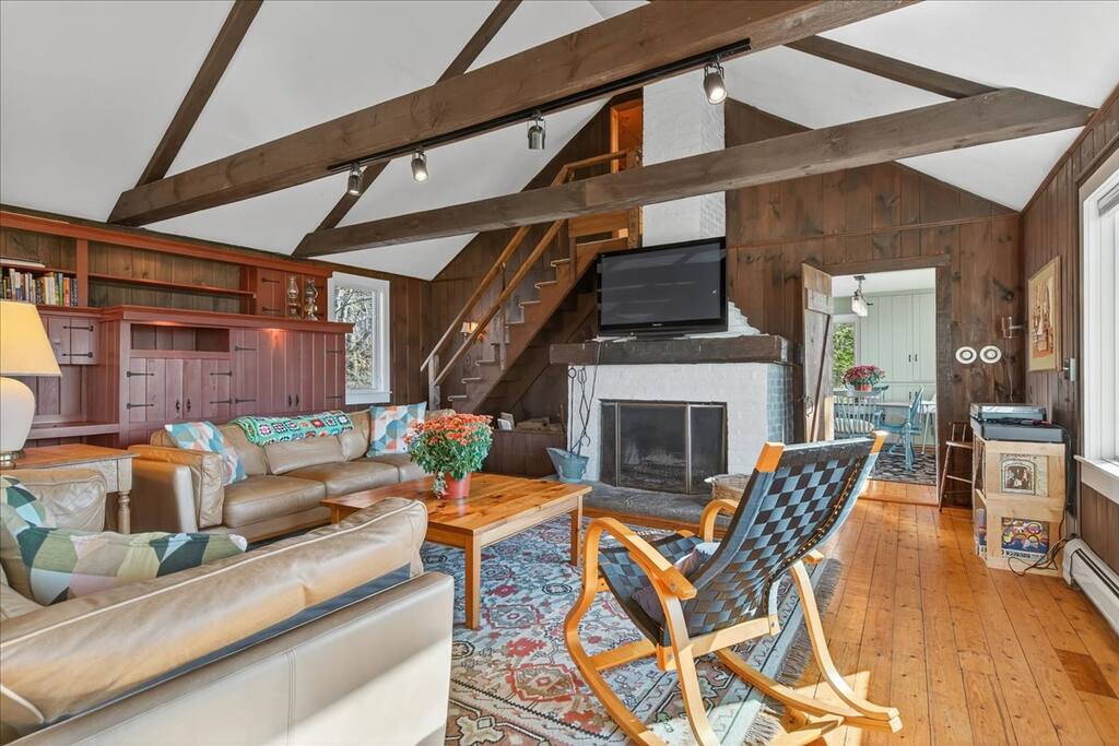 the-vermont-vista-cabin-*-private-10-acre-escape/