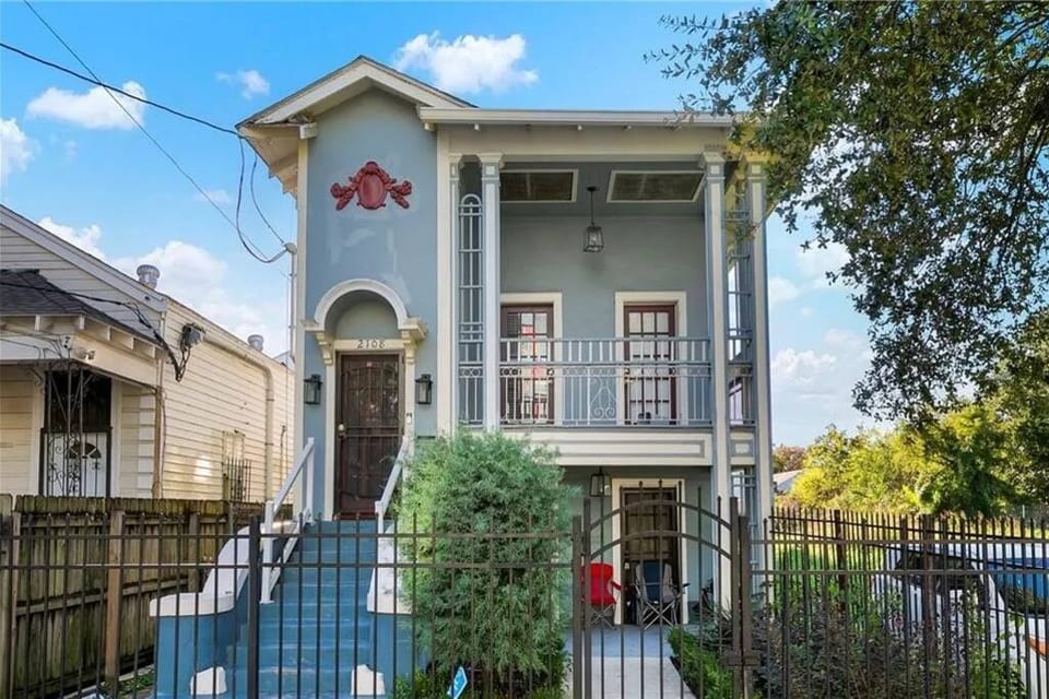 Modern 4BR Retreat - New Orleans