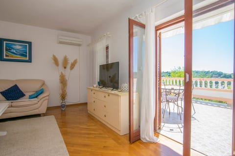 Apartments Rasic - Unit 377915-13