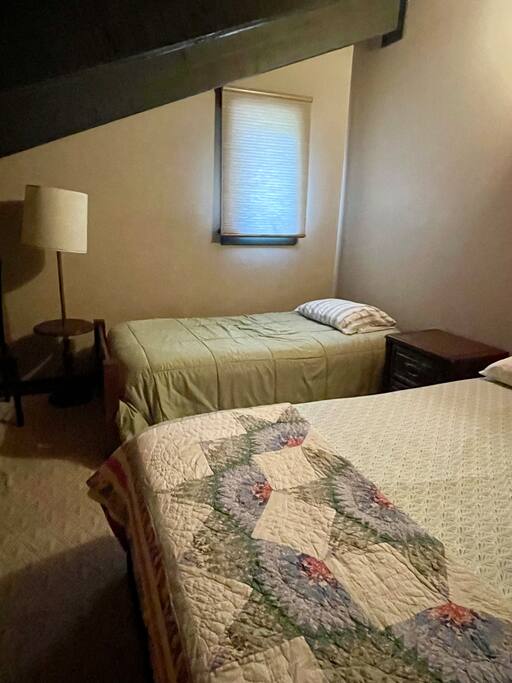 cozy-condo-with-valley-views-by-merrily-vacation-properties/