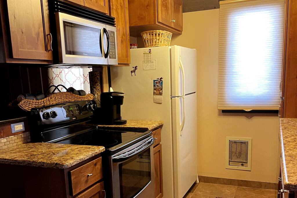 Kitchen Cozy Condo with Valley Views - by Merrily Vacation Properties