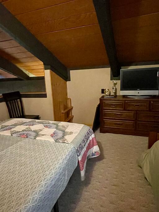 cozy-condo-with-valley-views-by-merrily-vacation-properties/