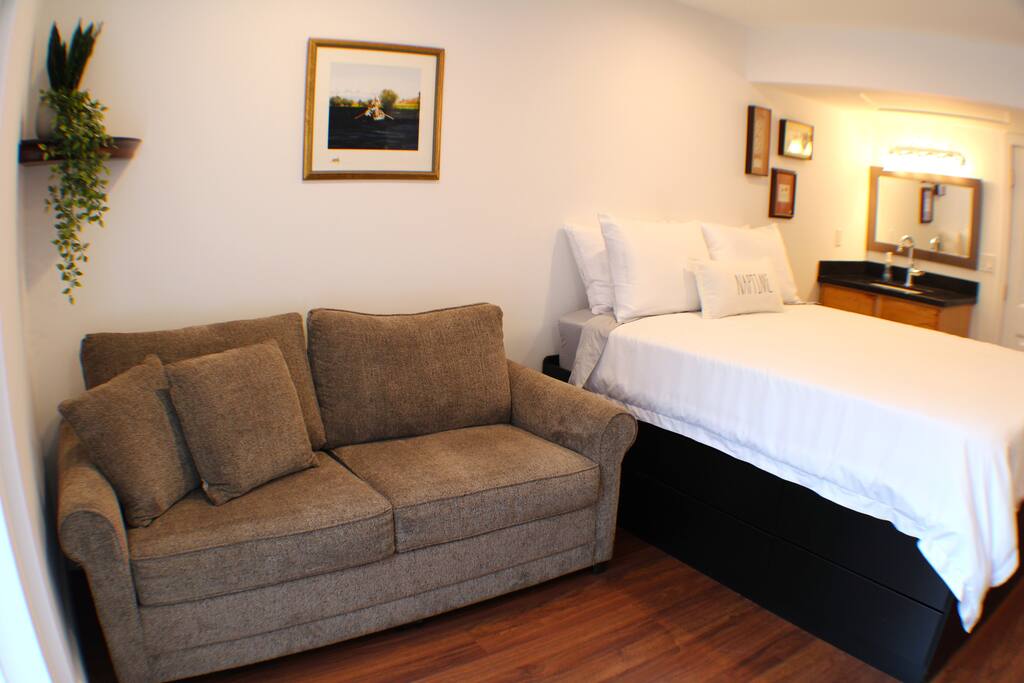 NEW! Charming Condo in the Heart of Downtown