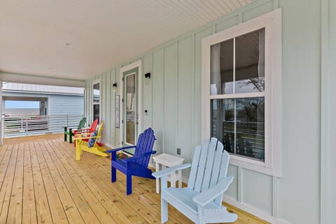 Brand new Home with Beautiful Beach views
