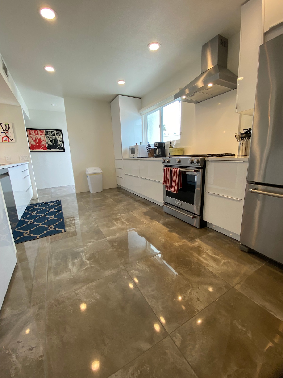 Fully stocked kitchen