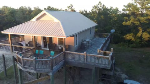 Wrap around deck