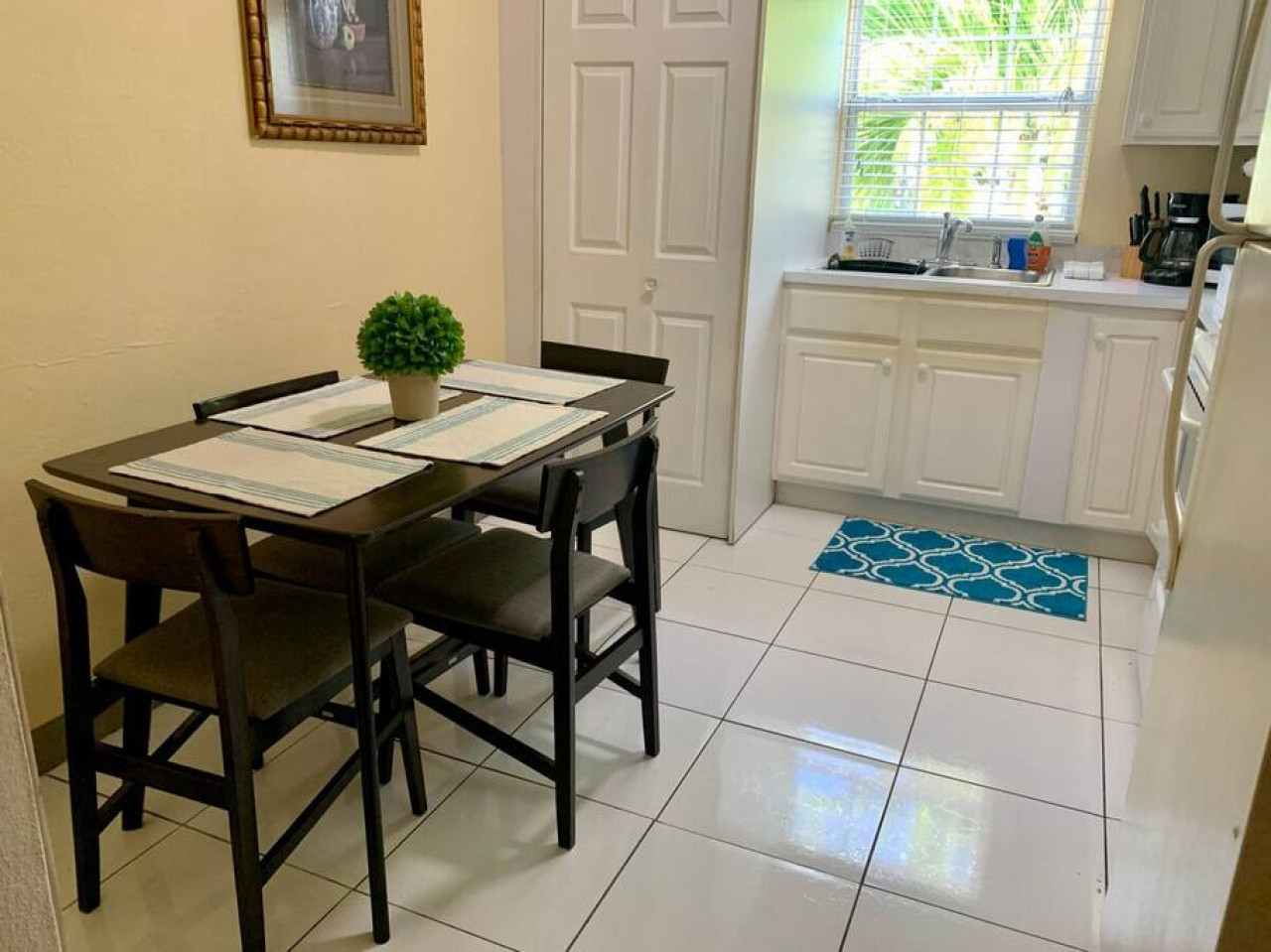 s2-bp-or-steps-to-beach/