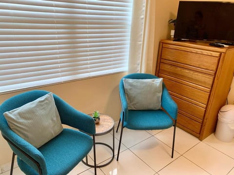 S4 BP | Steps to Beach | Entire Apartment