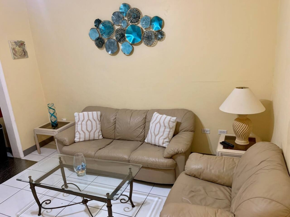 s2a-bp-or-steps-to-beach-or-private-room-in-shared-suite/