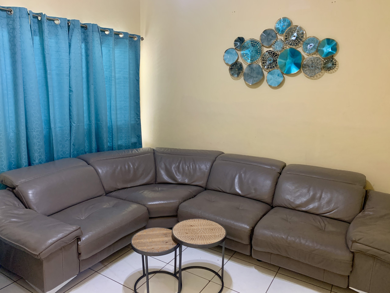 3-suites-and-breakfast-or-steps-to-beach/