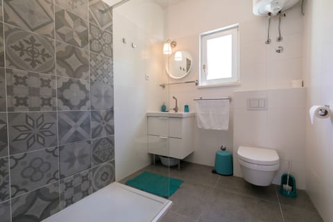 Villa Marina - Unit 182075-5