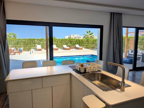 Spacious Private Pool 3BR Somabay Villa w Seaviews image 4