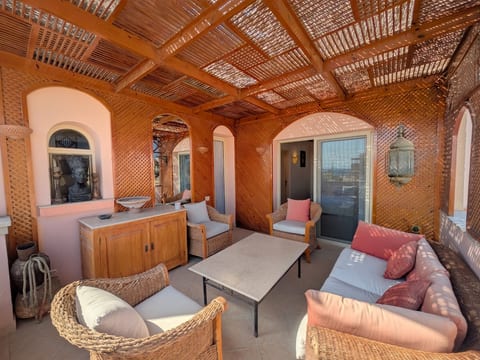 Central Somabay Marina Apt w Terrace & Sea Views image 3